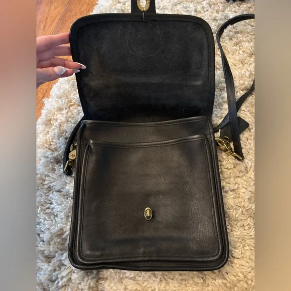 Coach Vintage Station Bag - Picture 6 of 7